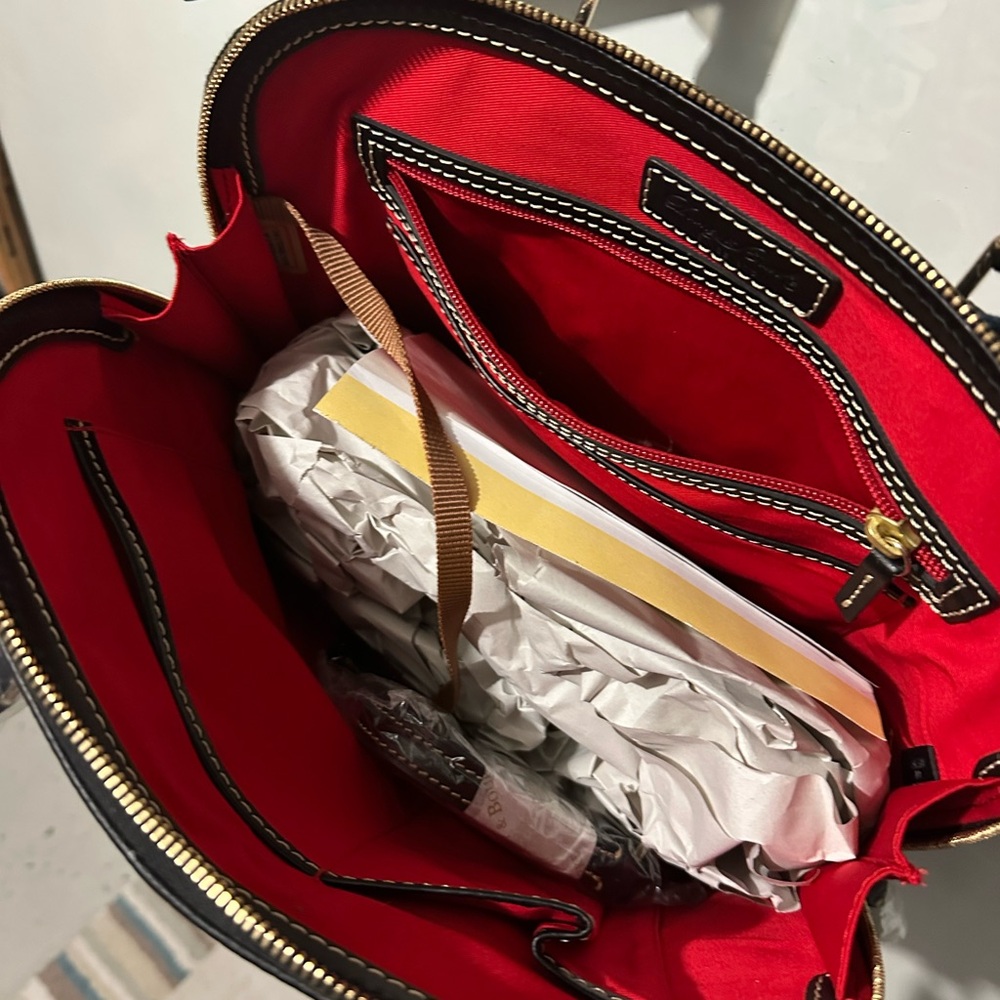 Dooney & Bourke ZIP ZIP Satchel - Picture 4 of 4